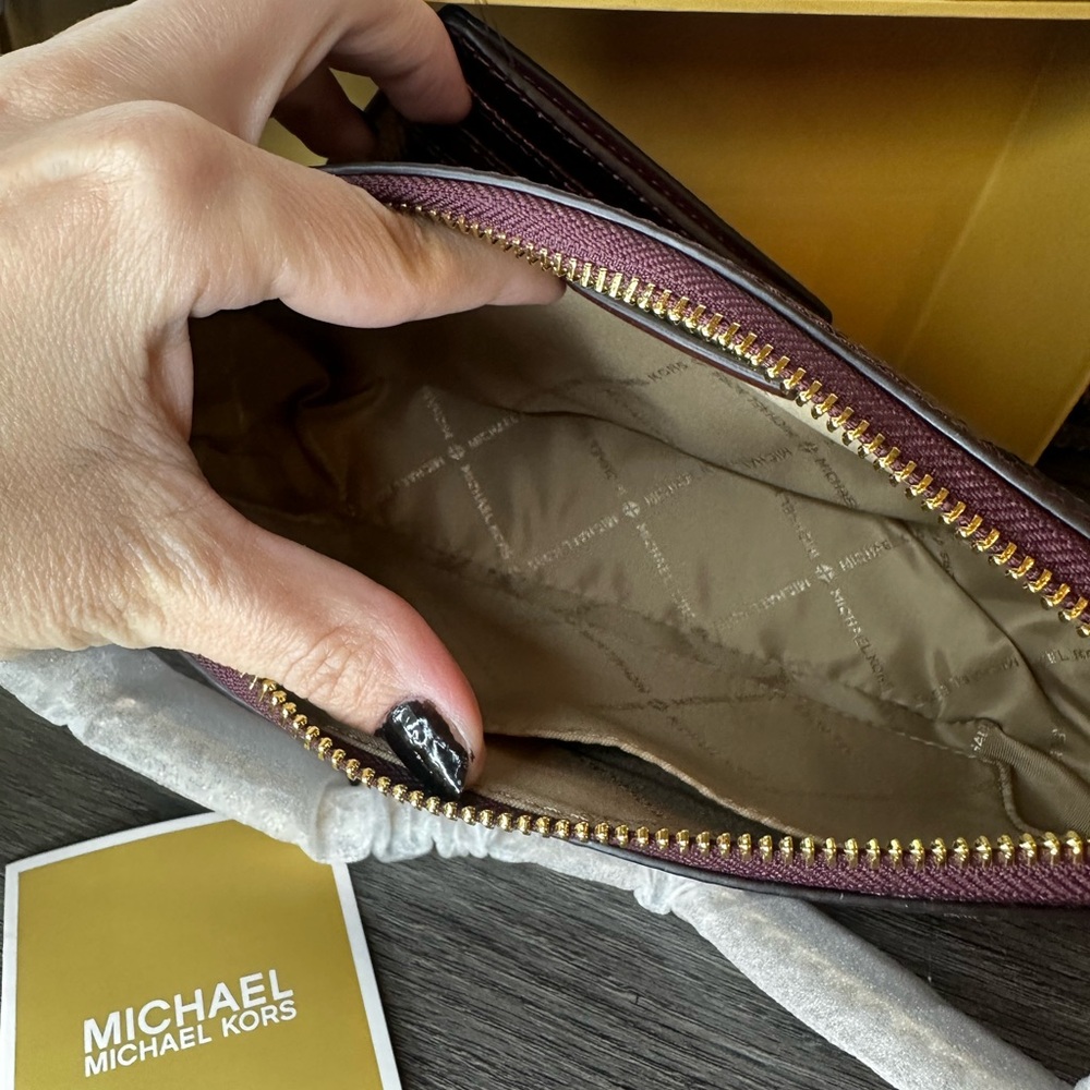 NWT Michael Kors Crossbody & Card Holder Gift Box $548 retail - Picture 5 of 14